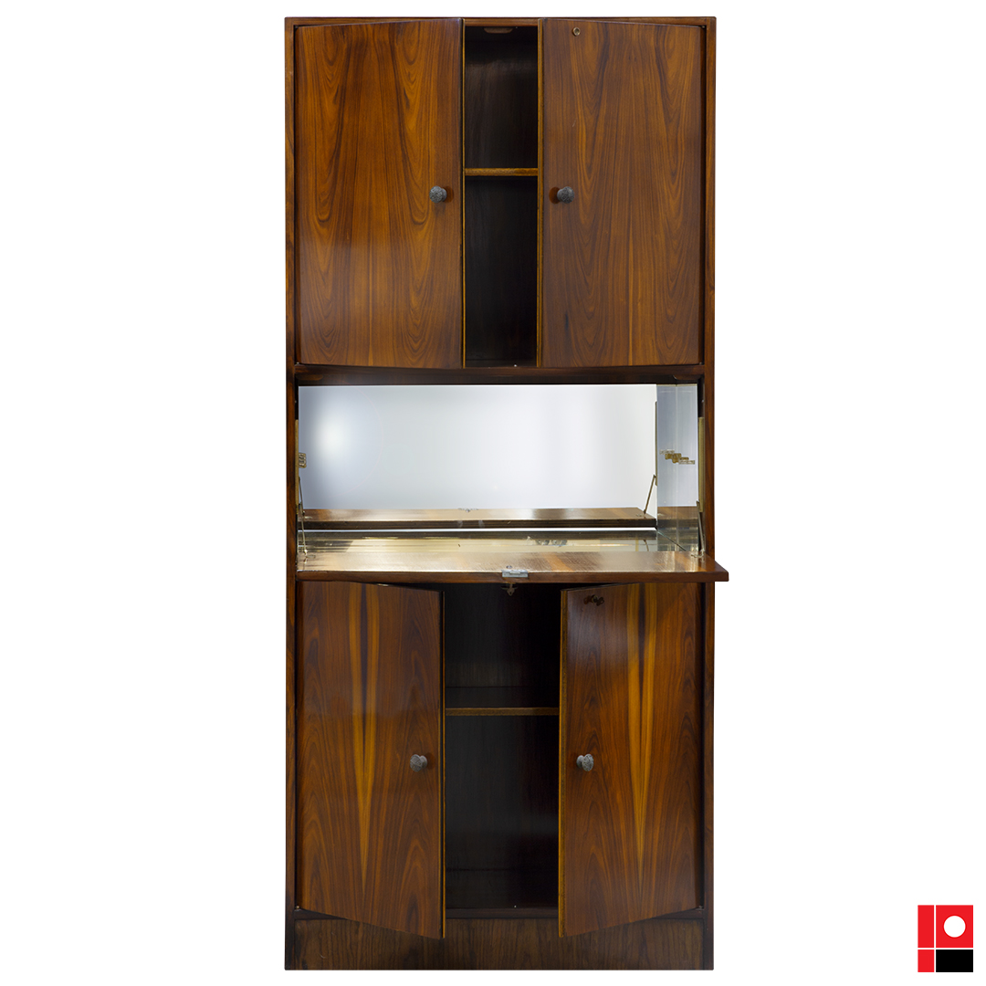 Armário Riviera 1,77x0,79x0,39.jpg