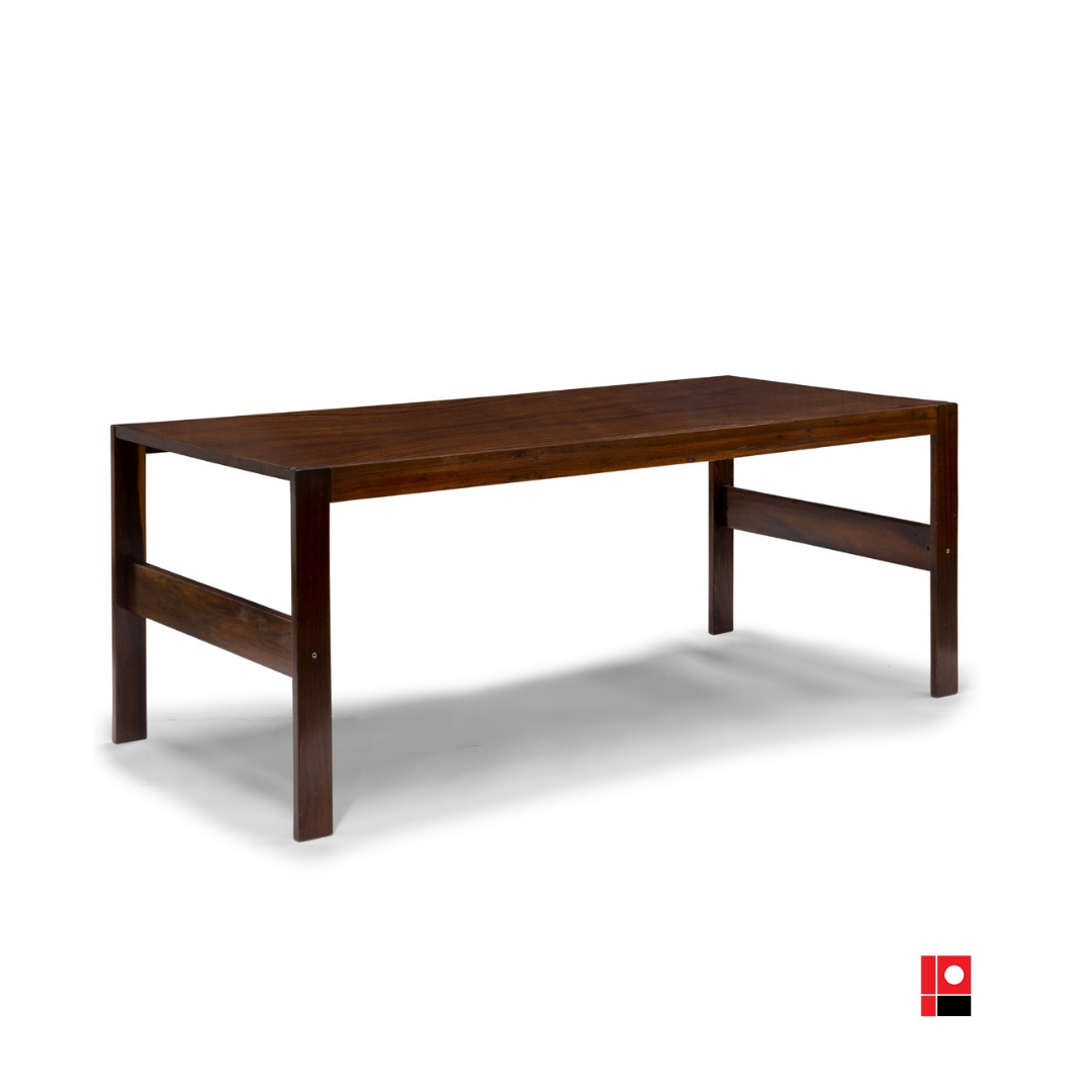 Louro Preto 1,80x,85x0,75.png