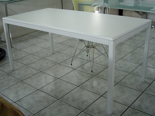 mesa lorente formica 1,60x80x0,74.jpeg